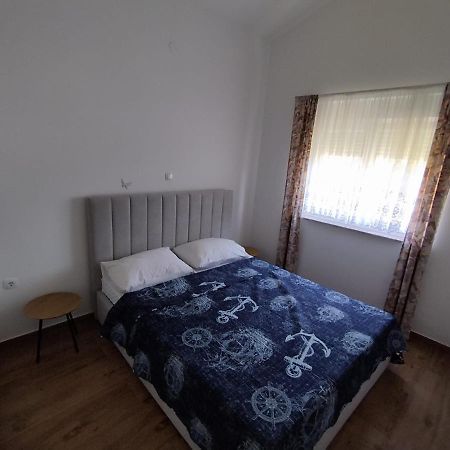 Apartmani Bakran Лопар Екстериор снимка